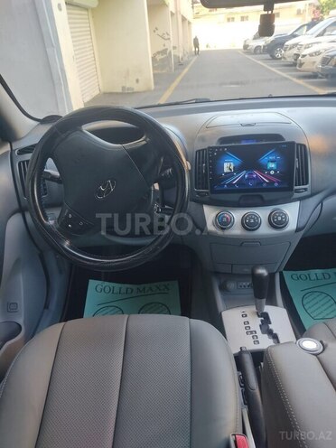Hyundai Avante-3