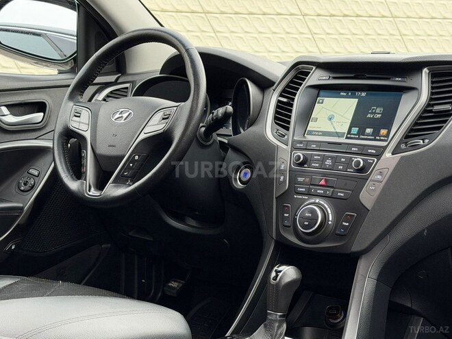 Hyundai Santa Fe-14