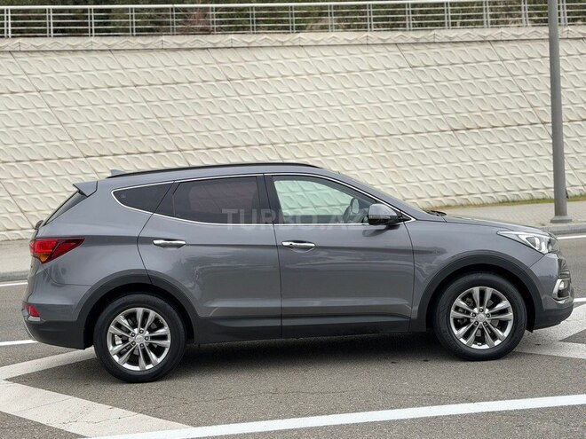 Hyundai Santa Fe-10