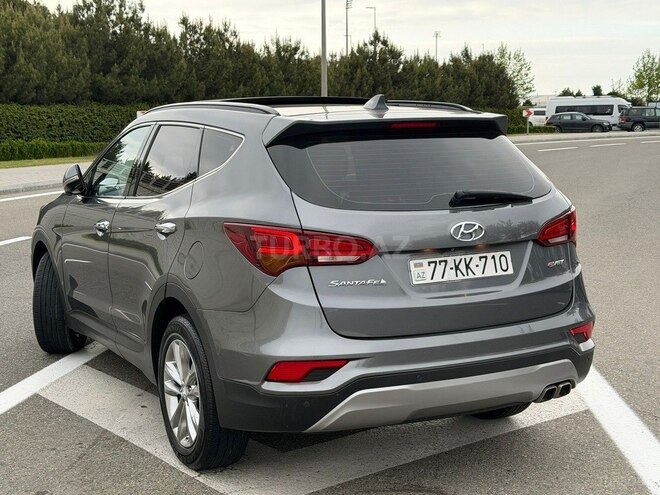 Hyundai Santa Fe-21