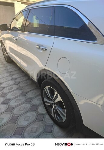 Kia Sorento-3