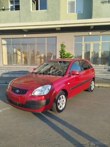 Kia Rio-1