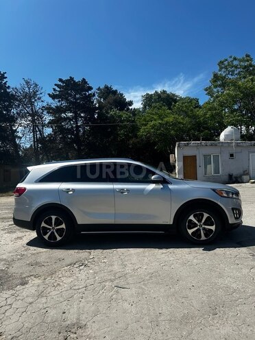 Kia Sorento-3