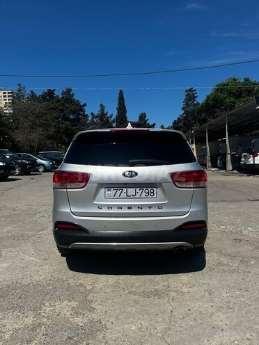 Kia Sorento-5