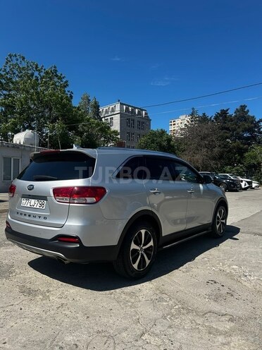 Kia Sorento-6