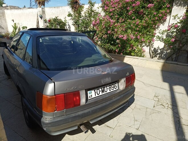 Audi 80-2