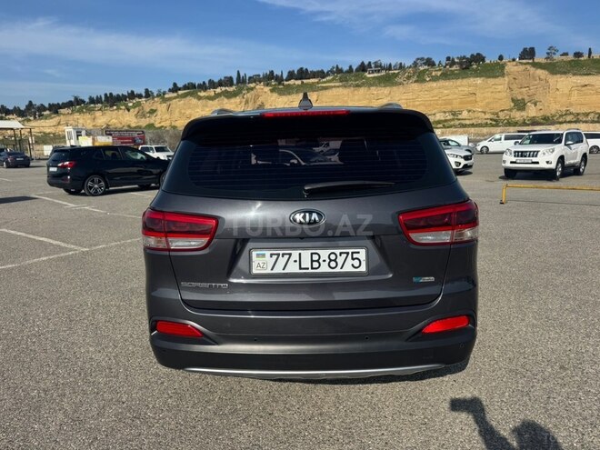 Kia Sorento-4