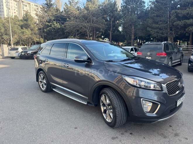 Kia Sorento-13