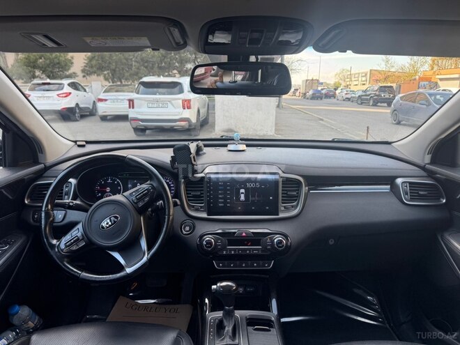 Kia Sorento-10