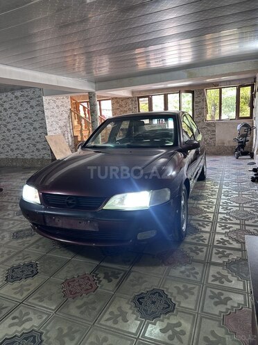 Opel Vectra-2