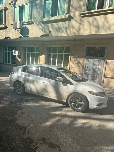 Honda Insight-5
