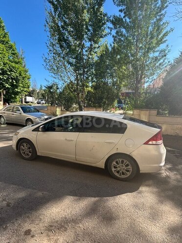 Honda Insight-4