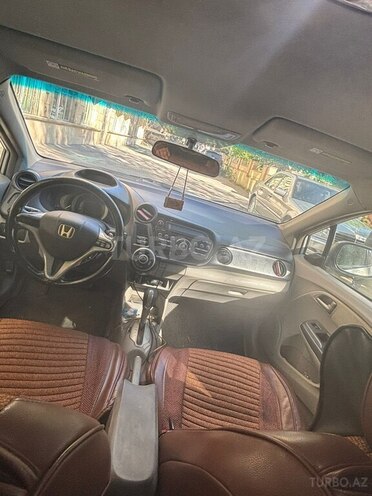 Honda Insight-6