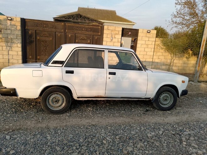 LADA (VAZ) 2107-6