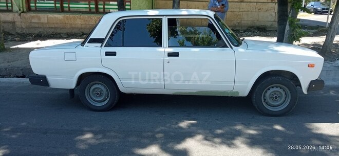LADA (VAZ) 2107-4