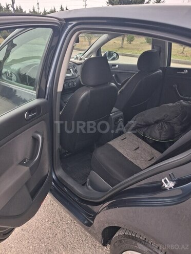 Volkswagen Golf Plus-8