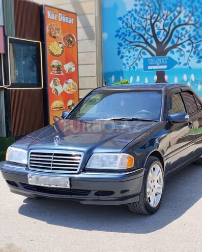 Mercedes C 220-8