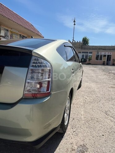 Toyota Prius-9