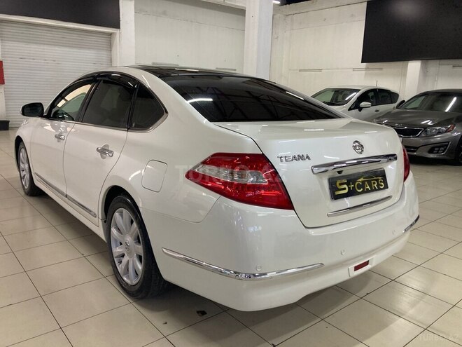 Nissan Teana-5