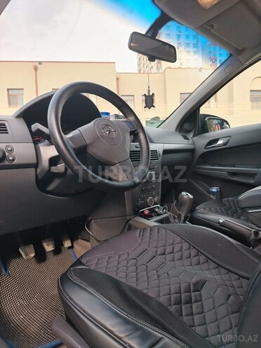 Opel Astra-11
