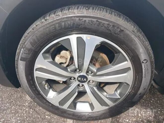 Kia Sorento-12