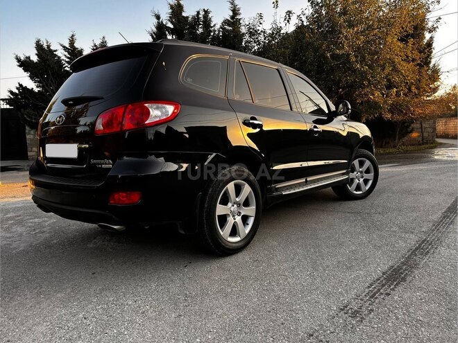 Hyundai Santa Fe-6
