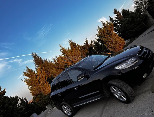 Hyundai Santa Fe-16