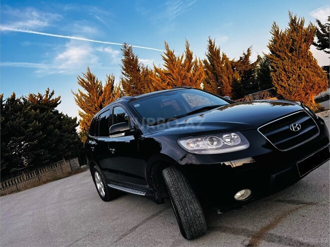 Hyundai Santa Fe-15