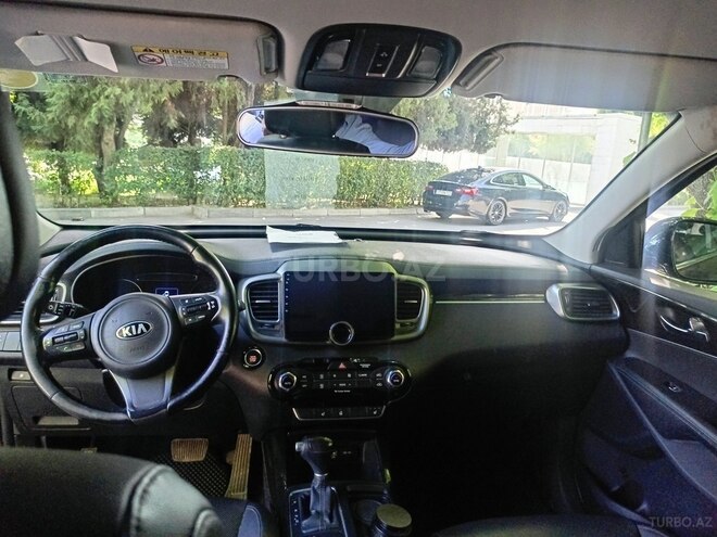 Kia Sorento-3