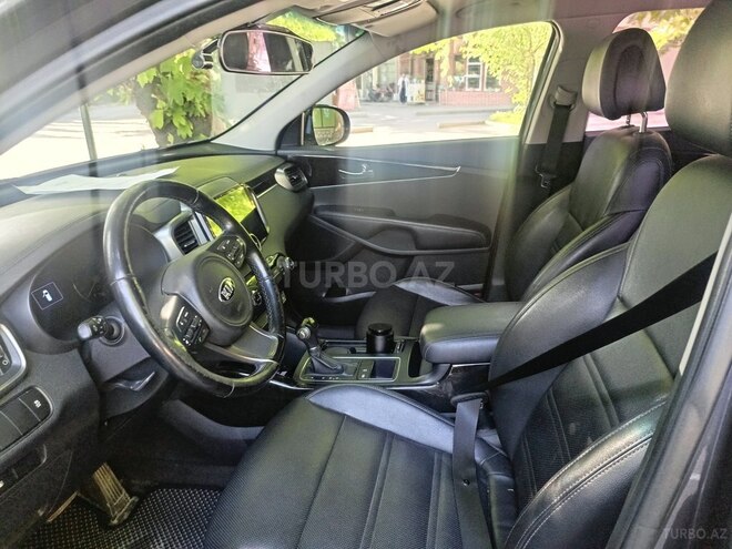 Kia Sorento-5