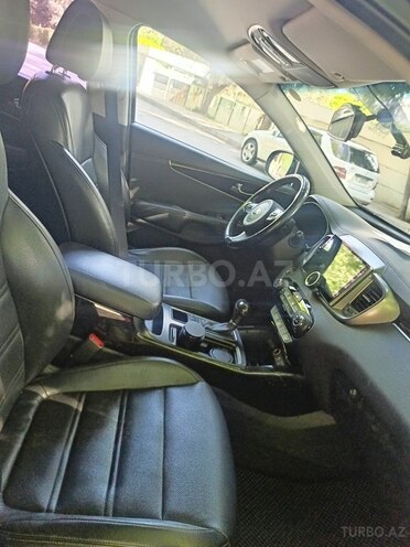 Kia Sorento-6