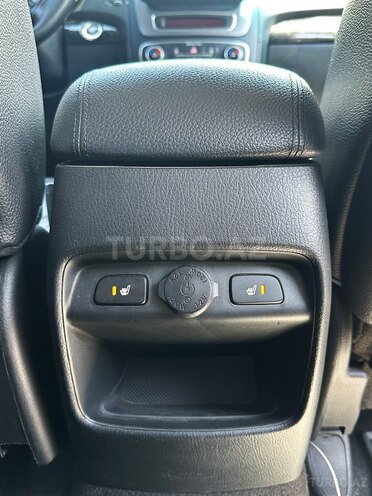 Kia Sorento-18