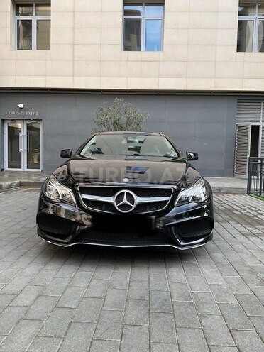 Mercedes E 200-1