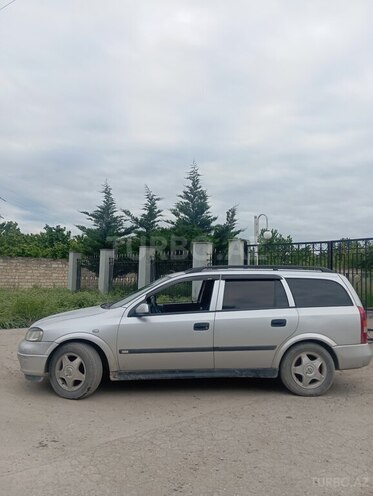 Opel Astra-2