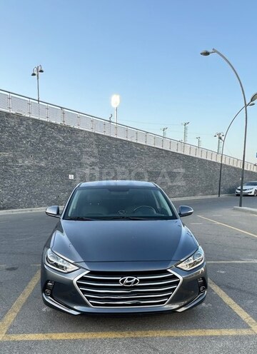 Hyundai Avante-2