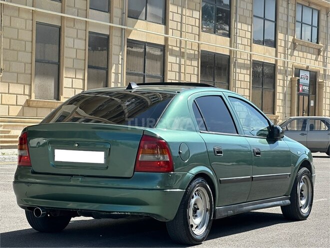 Opel Astra-7