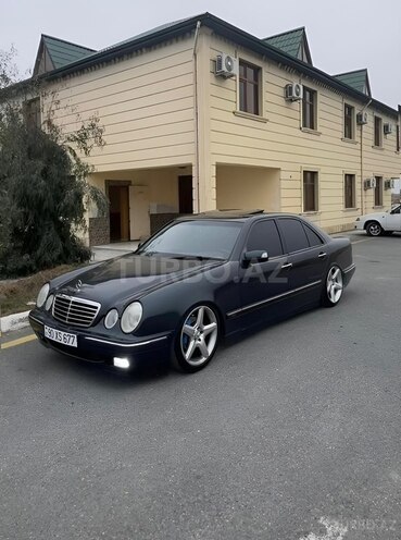 Mercedes E 240-12