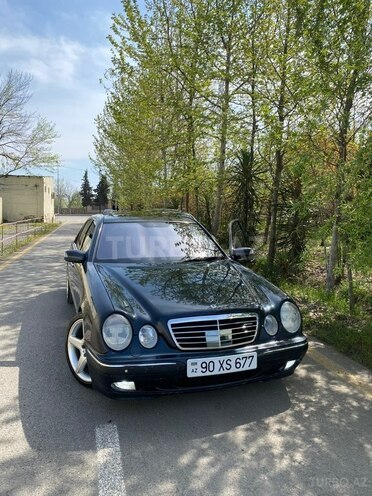Mercedes E 240-20