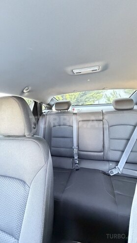 Chevrolet Malibu-8
