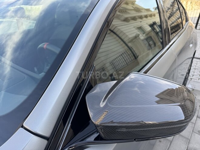 BMW i5-11