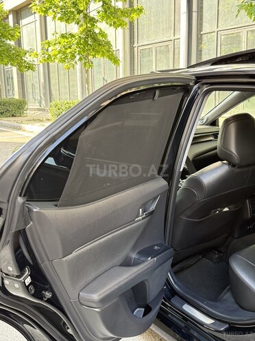 Toyota Camry-7