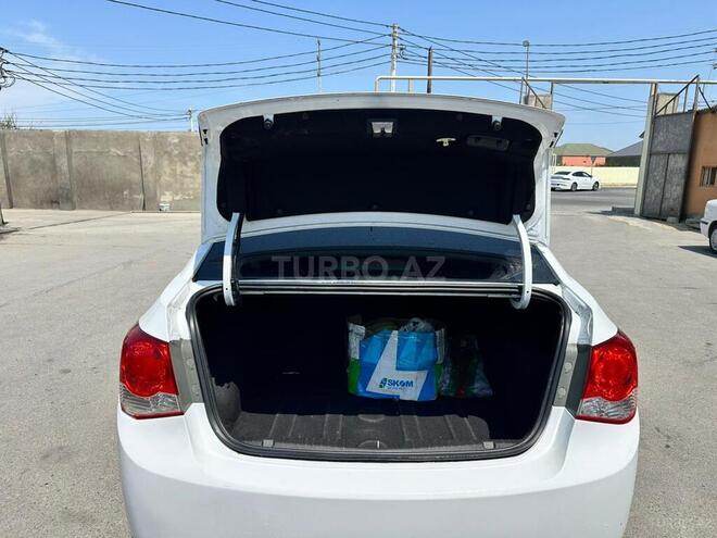 Chevrolet Cruze-6