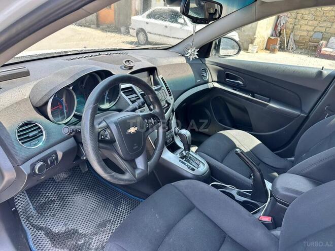 Chevrolet Cruze-9