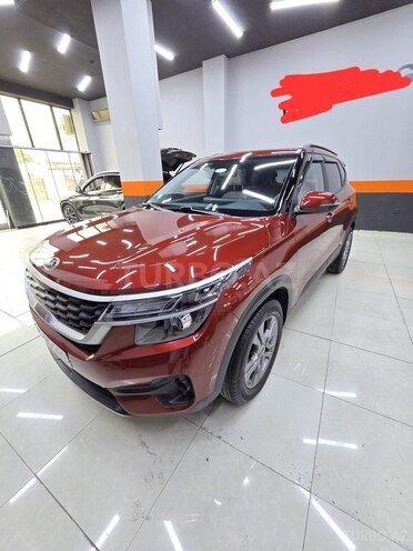 Kia Seltos-4