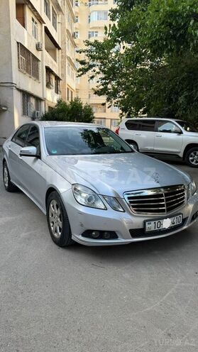 Mercedes E 200-8