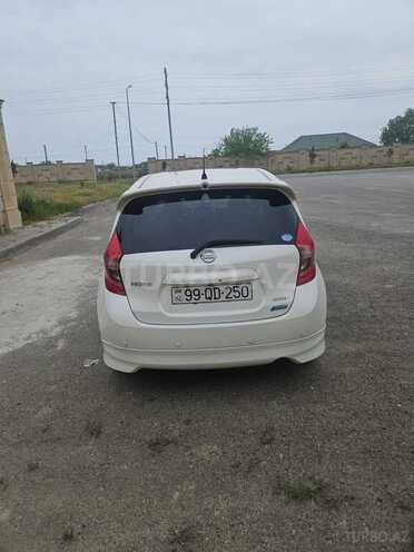 Nissan Note-2