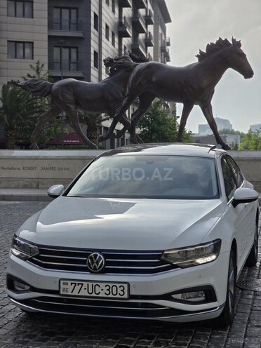 Volkswagen Passat-3