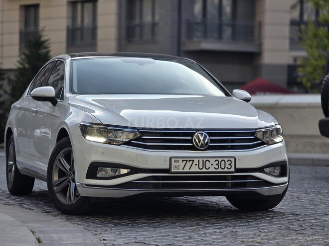 Volkswagen Passat-10