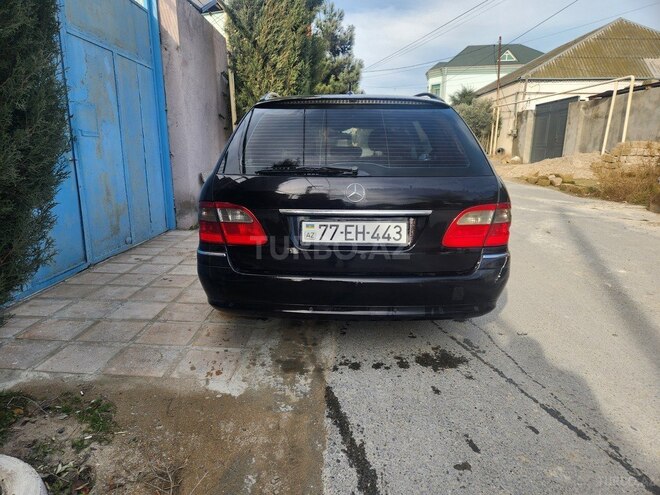 Mercedes E 220-3