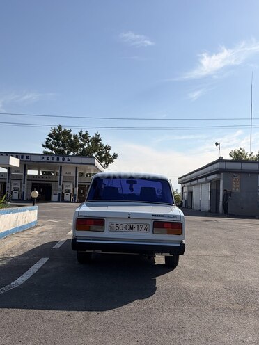 LADA (VAZ) 2107-4